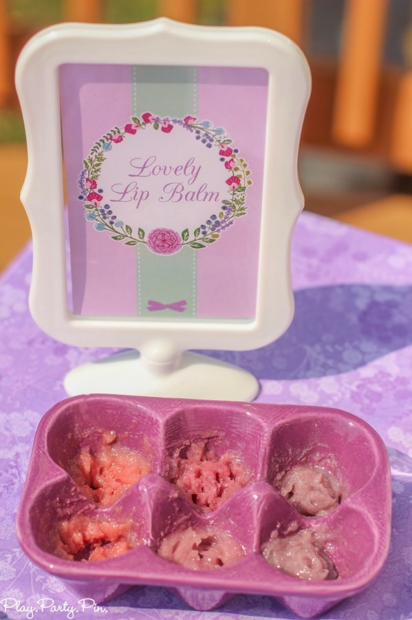 DIY-lip-gloss-sample-station-2 (1 of 1)