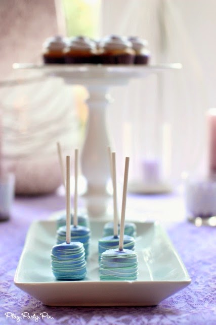 chocolate-covered-marshmallows-mint-treats