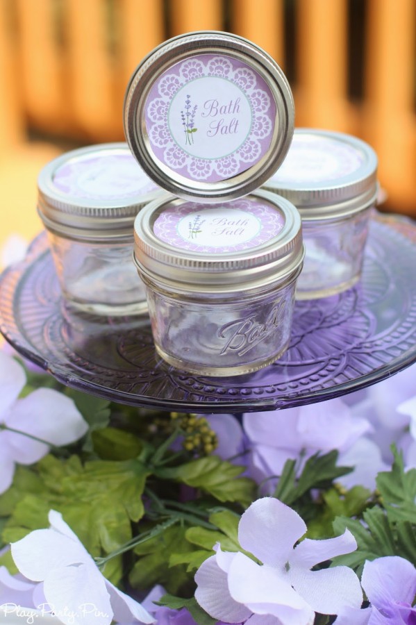 diy-bath-scrubs-containers-stacked (1 of 1)